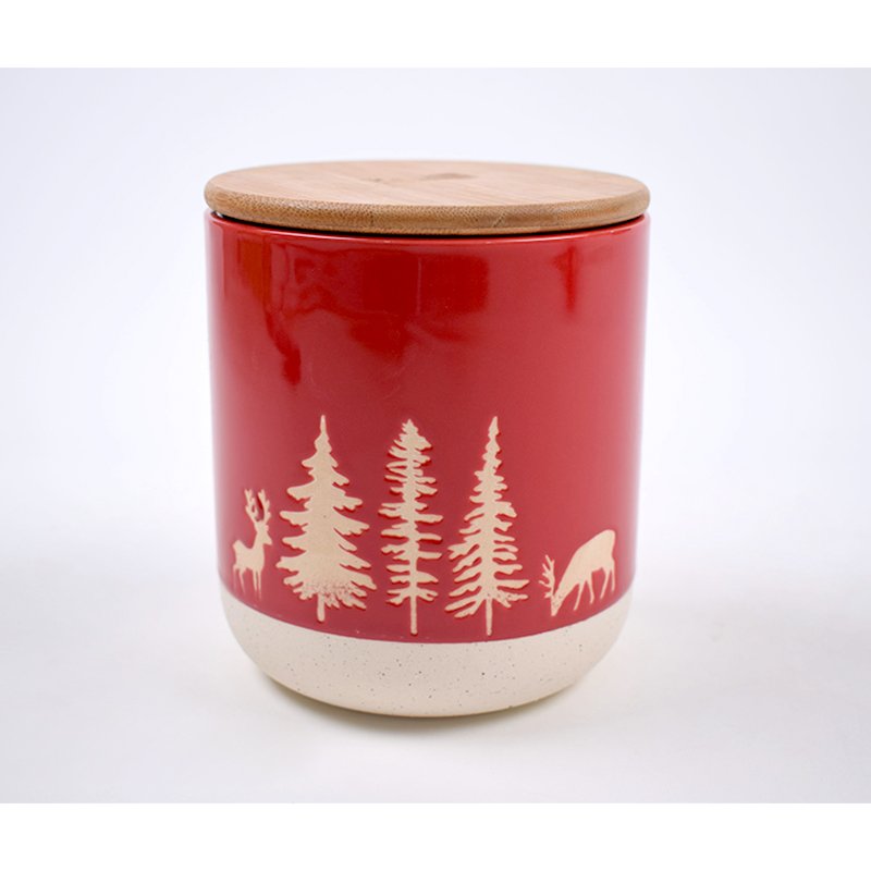 Wholesale Christmas Decoration Biscuits Canisters Ceramic LFGB Food Grade Retro Xmas Food Storage Jar With Bamboo Lid