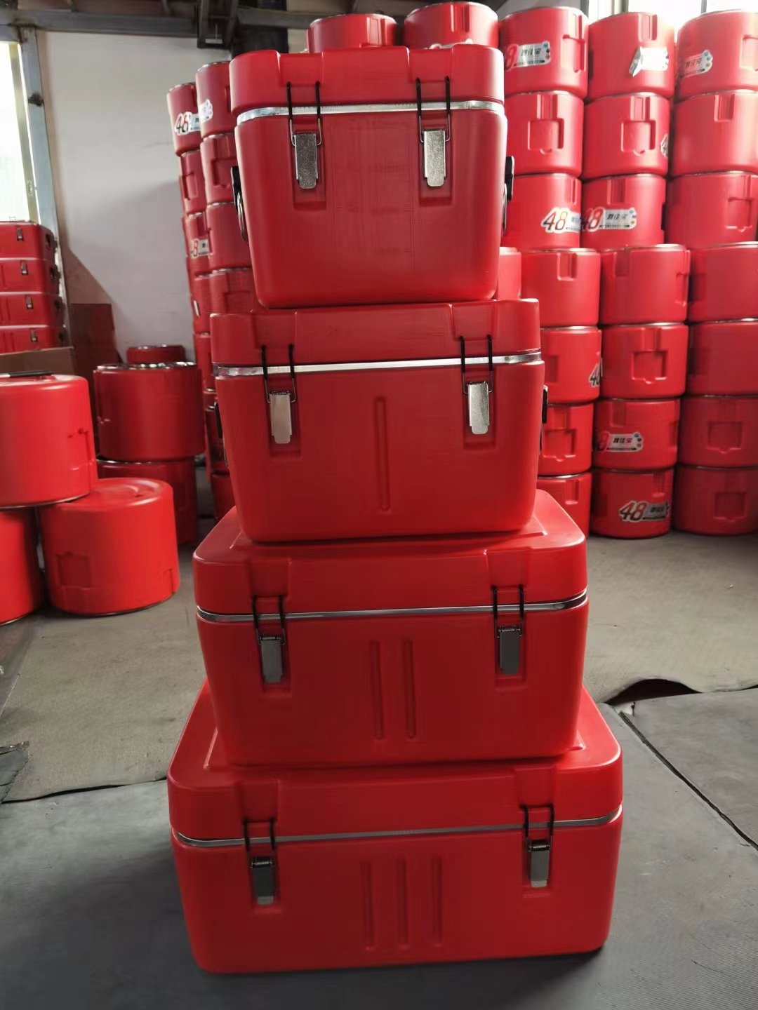 Outdoor Camping Incubators Premium Food Storage and ContainerKeep warm and cold