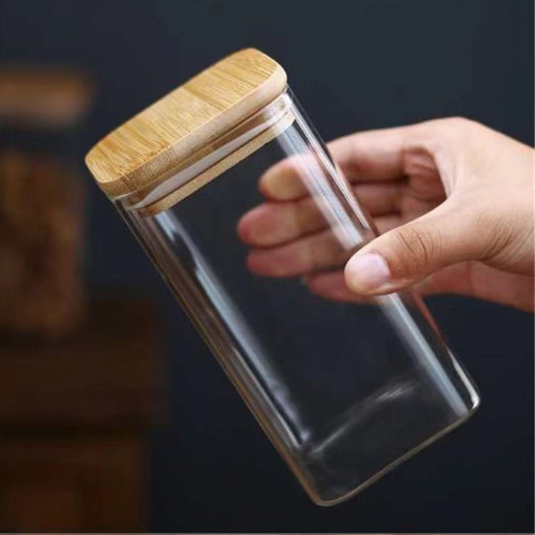 High Quality Transparent Square Glass Jar with Bamboo Lid Classic Design Canister for Food Storage and Spice Use in Kitchen