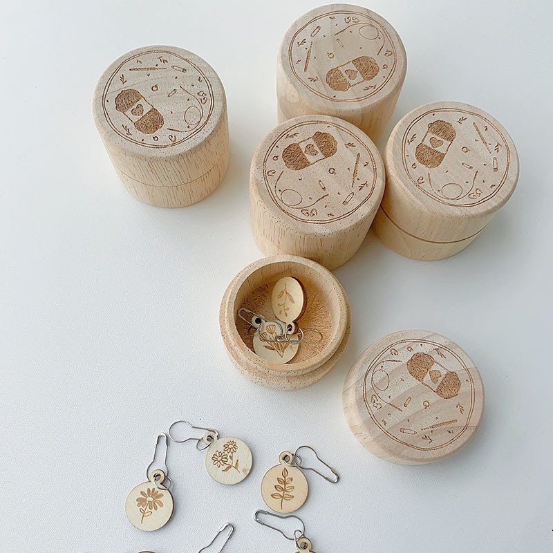 Wholesale Wooden Sewing Tools Locking Stitch Counter Container Case Storage Box for about 40 Stitch Markers