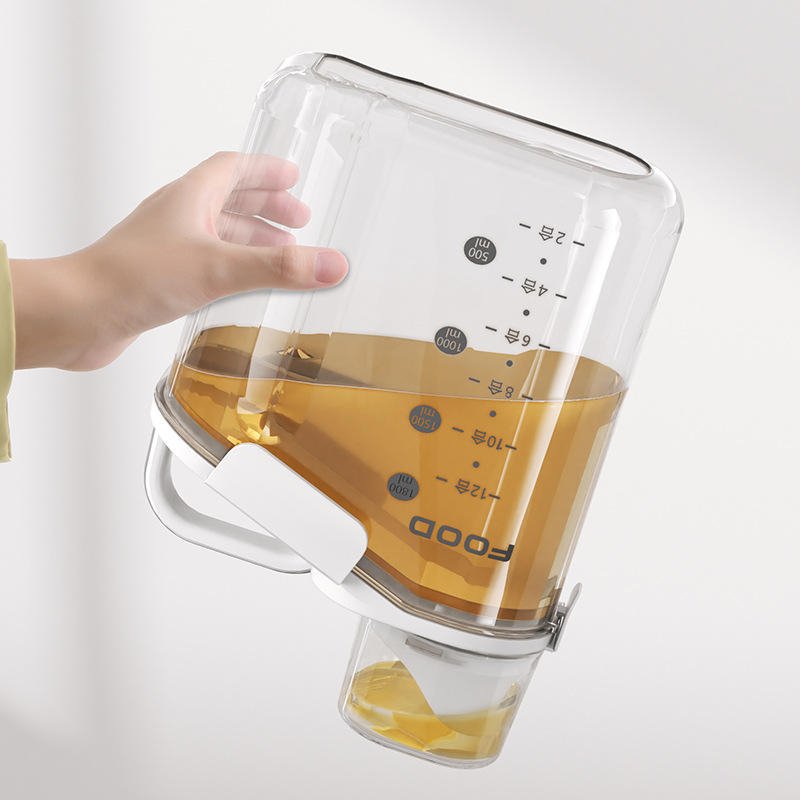 transparent Food storage sealed container with BPA Free Plastic Airtight Design Measuring Cup Pour Spout 2KG Rice Cooker