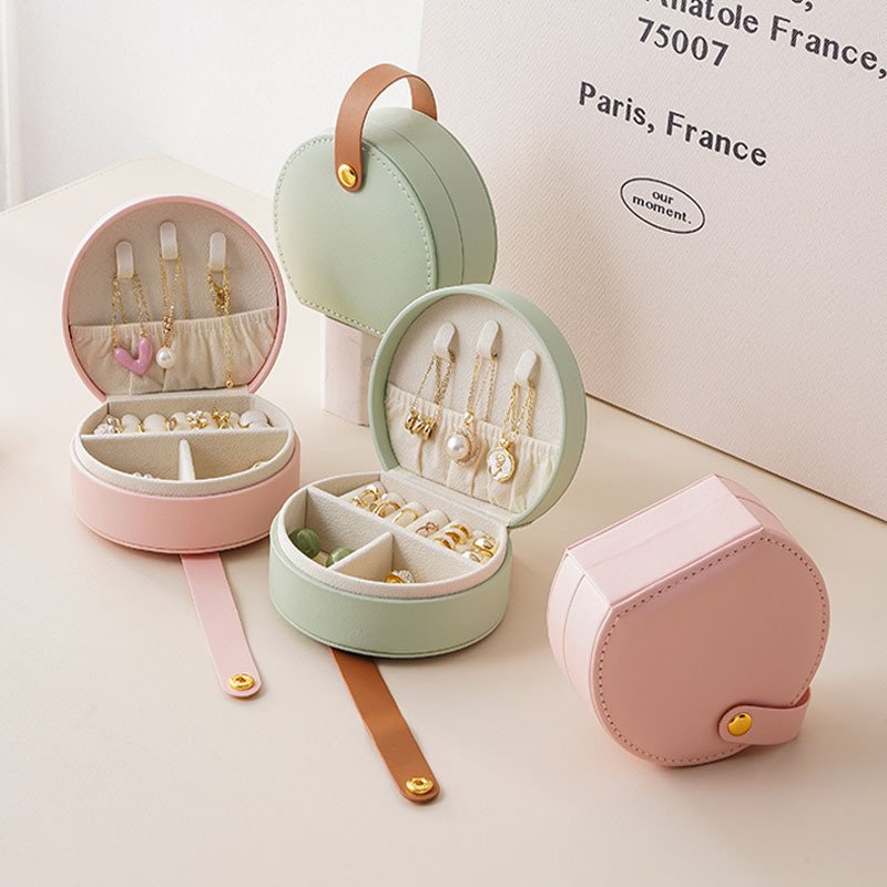 Travel Jewelry Organizer ring earring Storage Jewelry Box Wholesale Round Pu Leather Pretty box