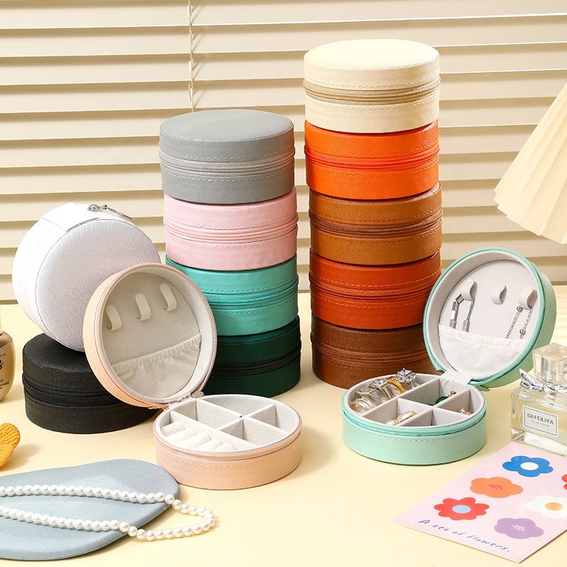 Travel Jewelry Organizer ring earring Storage Jewelry Box Wholesale Round Pu Leather Pretty box