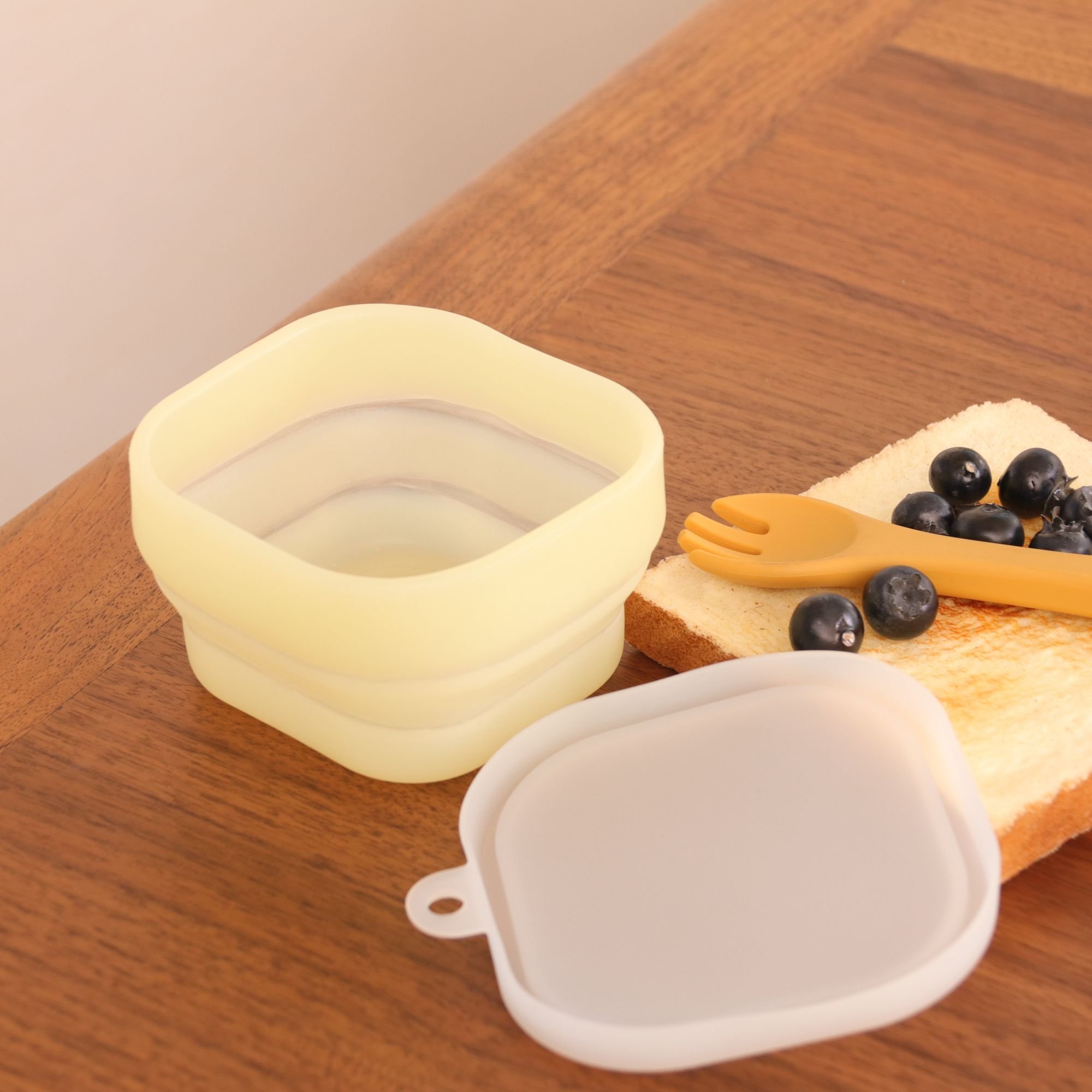 BPA free ECO friendly Collapsible Silicone Bento Box for Kids Lunch