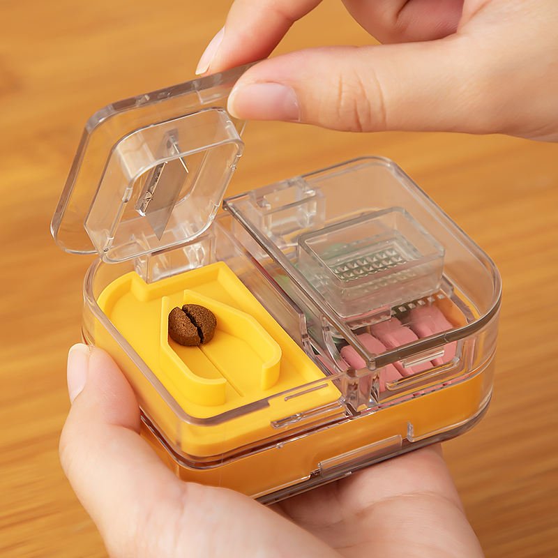 New Pill Box Storage Box Medical Case Organizer Mini Cuter 4 Compartment Dispenser Organizer Pill Medicine Storage Pillbox Box