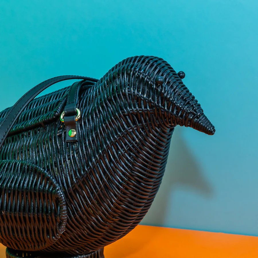 High Quality Rattan Crow Bag Rattan Storage Basket OEM Designs Customize Animal Basket from HNH Craft New Product
