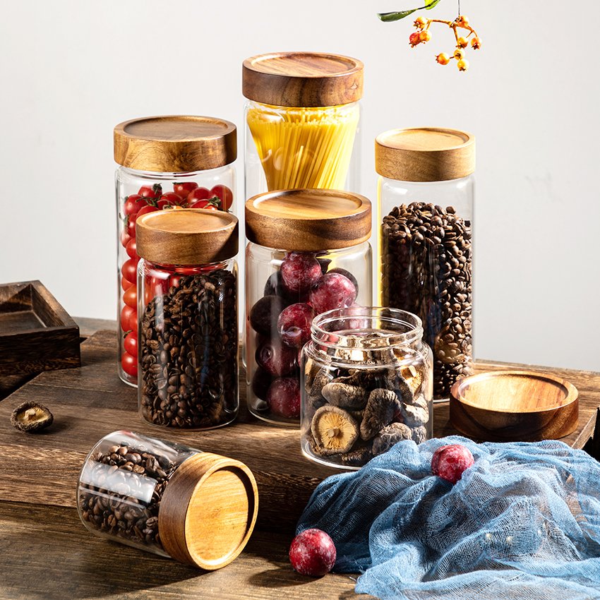 Factory wholesale Borosilicate Glass Food Storage Jar Stackable Storage Glass Jars Container Sealed Jars With Acacia Lid