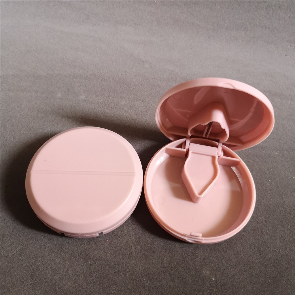 Plastic round cutting splitter pill storage case box