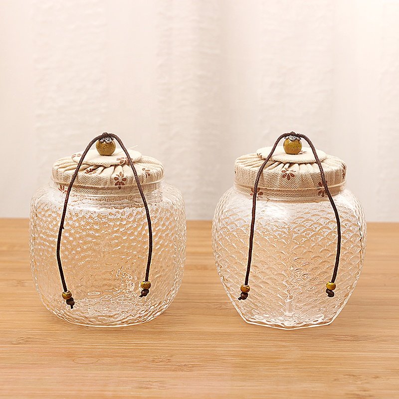 Wholesale Simple Style Candy or Coffee Airtight Food Storage Glass Perfume Jars with Sealing Cover Lid Food Storage Containers