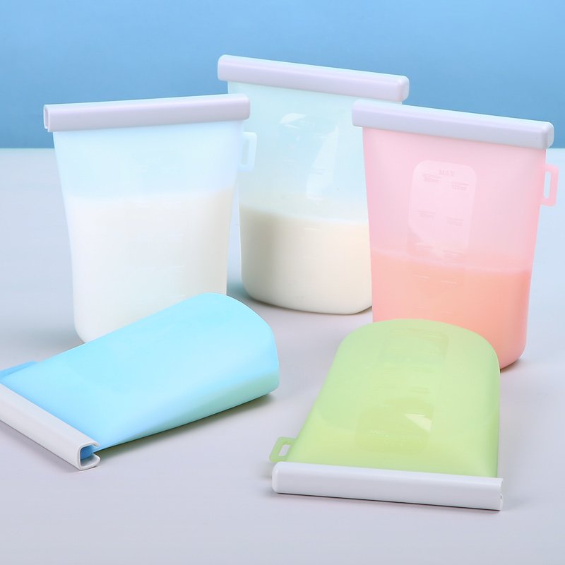 Wholesale BPA Free Eco Friendly Kitchen Fresh-Keeping Leakproof Reusable Storage Container Silicone Food Storage Bag