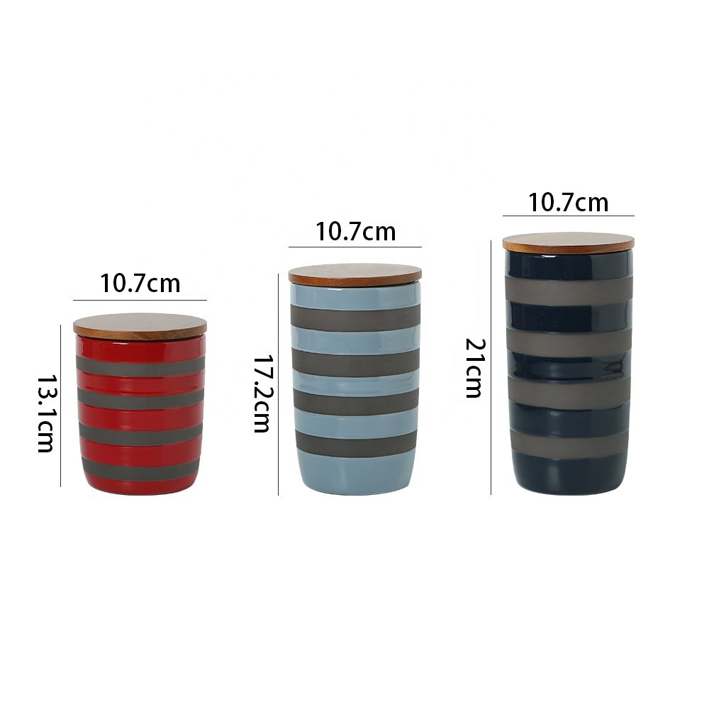 Custom cheap china wholesale kitchen spice food gift porcelain storage containers bottles ceramic jar with wooden lid