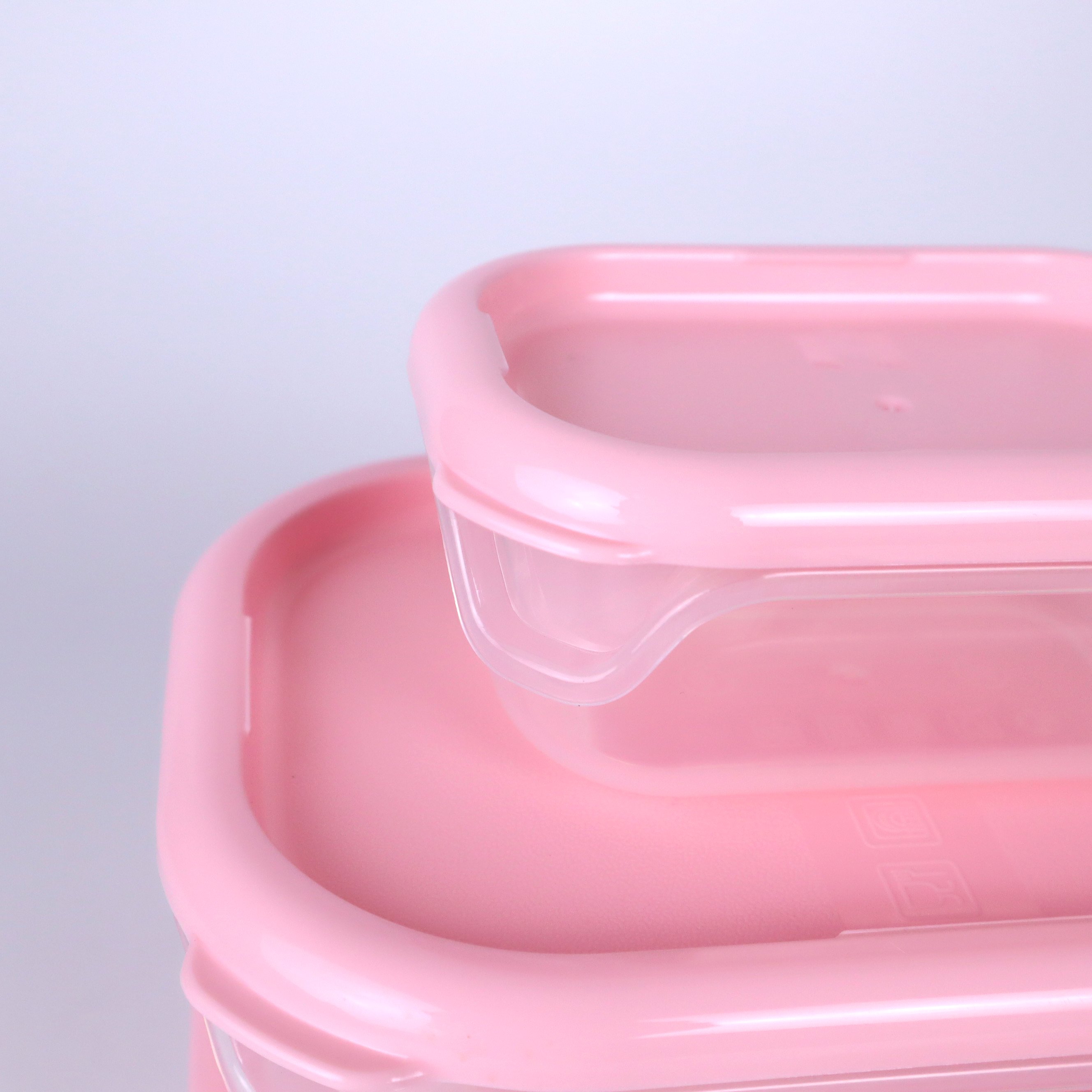 Classic 9043 Design 1,150 ML Plastic Square Microwavable Food Storage Container Light Weight Folding Kitchen Use Stack Series