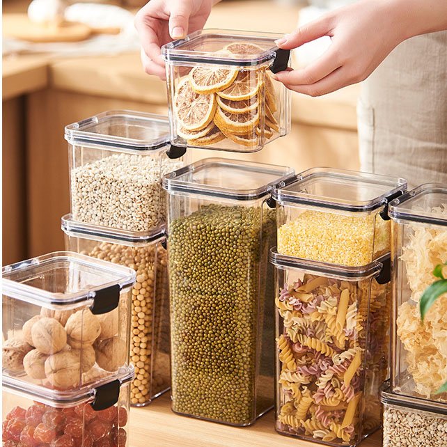 Different sizes 700ml Storage Jar With Lid Plastic Sealed jar Storage boxes Food storage & container Plastic Food container
