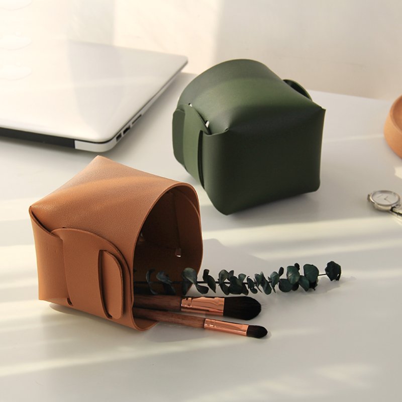 Simple Nordic PU Leather Desktop Storage Box Cosmetic Brush Storage Bucket Foldable Pen Holder Cup