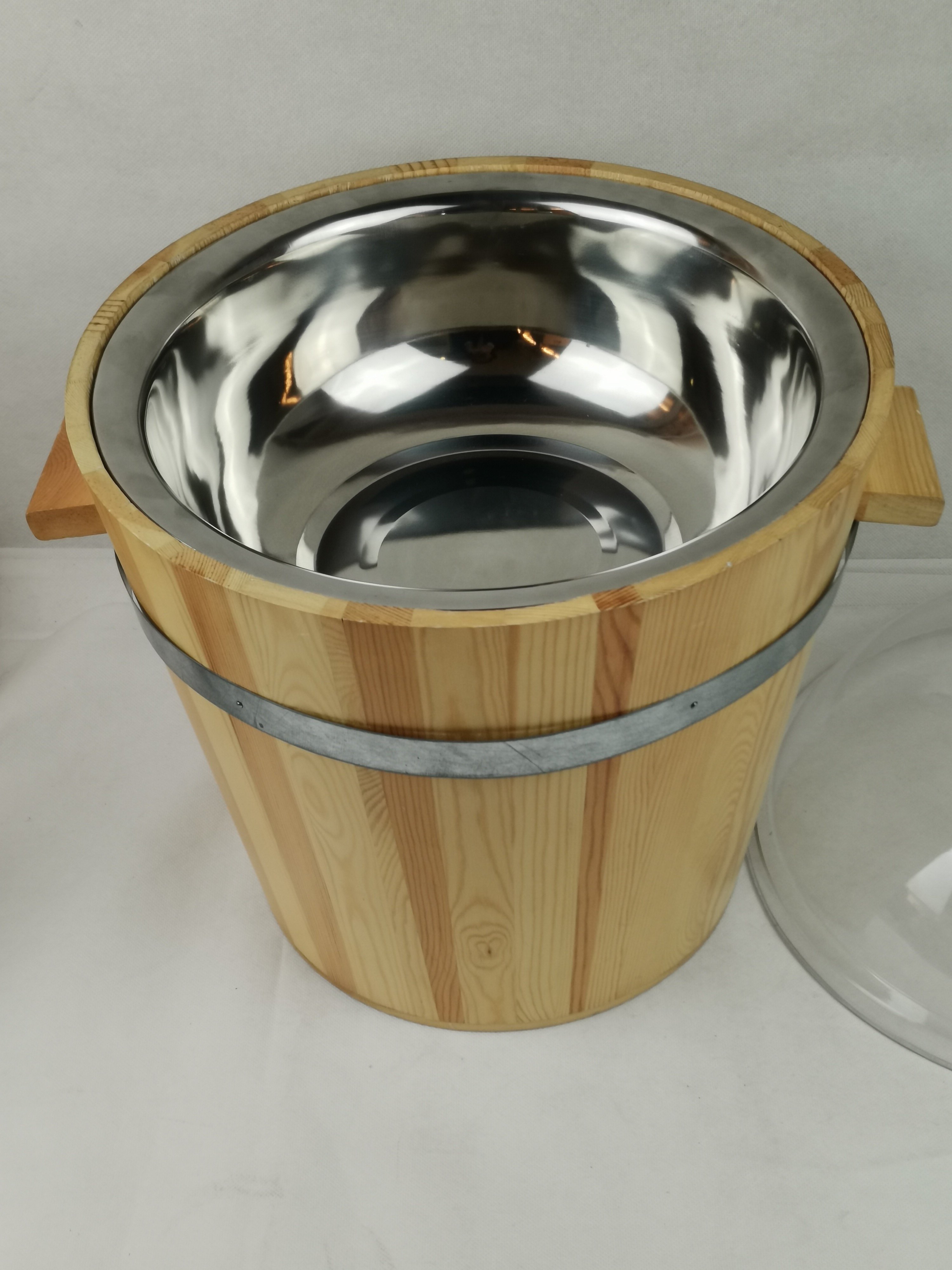 Wooden dry food bucket storage barrel for home or supermarket stores