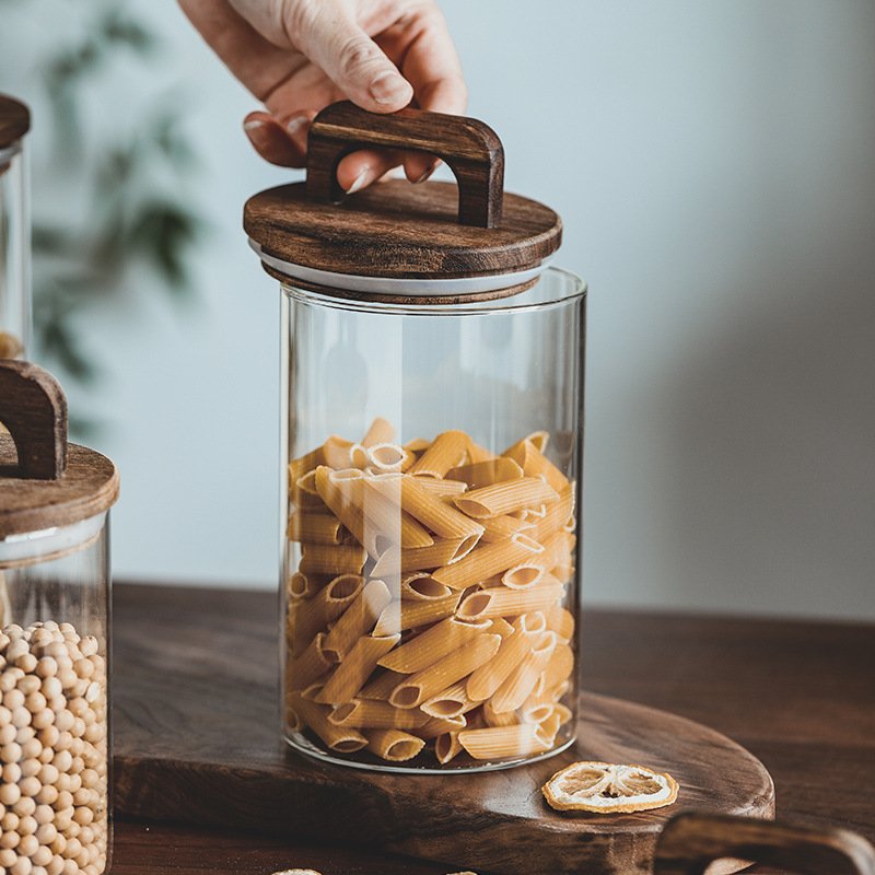 Wholesale Hot Sale Glass Kitchen Spice Pepper Candy Coffee Food Wide Mouth Glass Storage Jar With Acacia Wood Lid