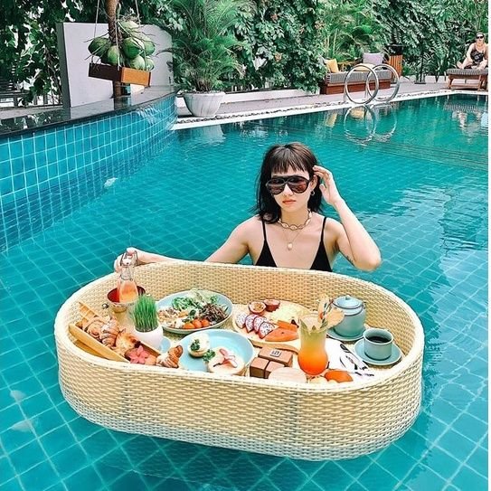 Hot Coming Summer Rattan Floating Tray Float Tray Is used to Serve Breakfast in Swimming Pool Made In Vietnam Akina