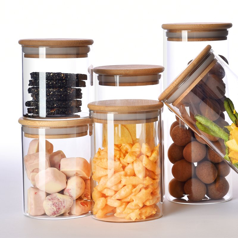wholesale Eco-friendly high borosilicate food airtight kitchen glass bottle spice storage container glass tank with bamboo lids