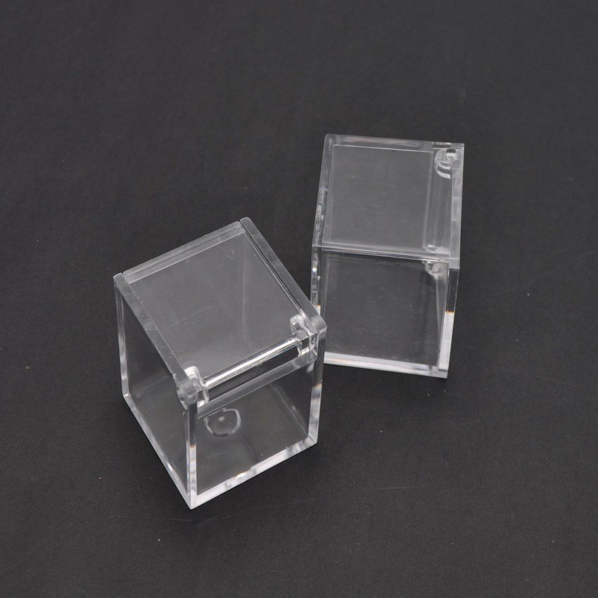 4.5x4.5x4.5cm Clear Plastic Square Cube Small Plastic Storage Box with Lid Square Clear Containers Box for Candy