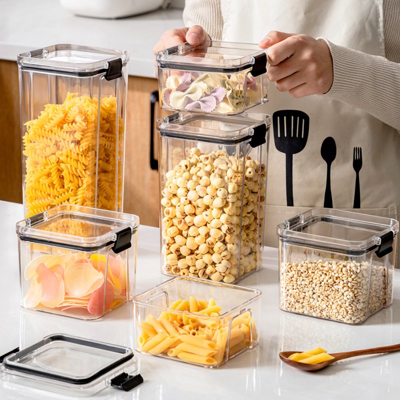 BPA free Different Capacity Plastic Sealed Cans Kitchen Fridge Storage Box Transparent Food Storage Containers