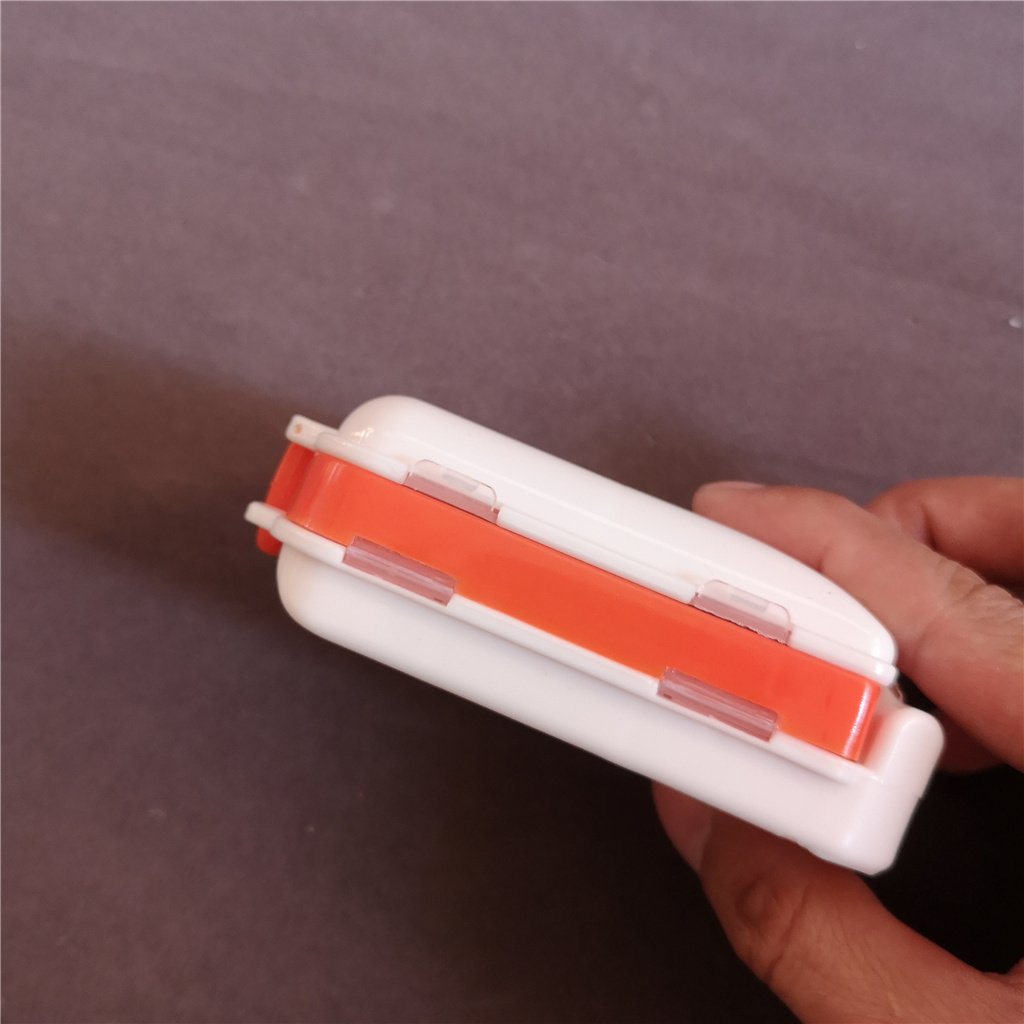 Plastic 3 layer 8 slot folding lock pill storage case box