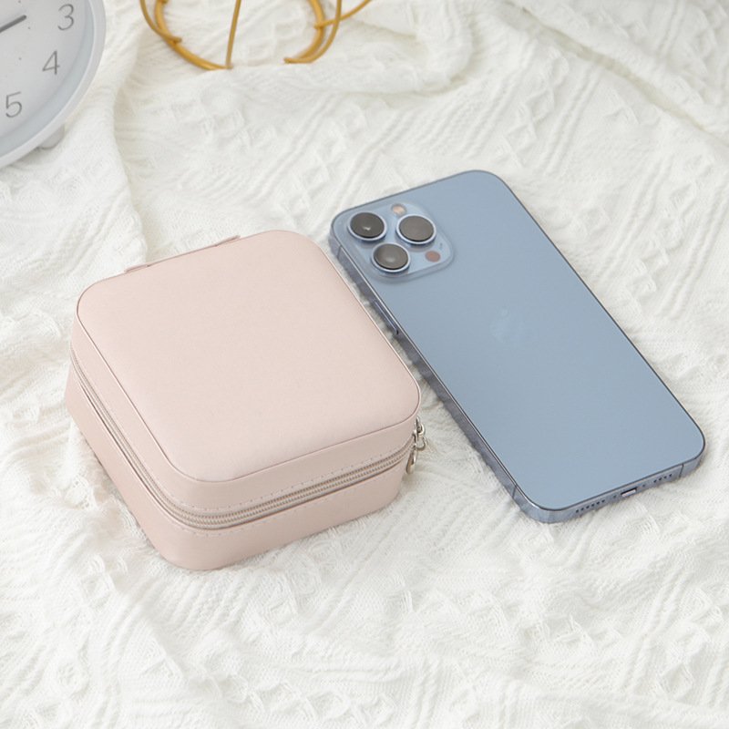 Portable Jewelry Storage Box Dustproof Compartment Jewelry Box Stud Rings Earring Organizer Case