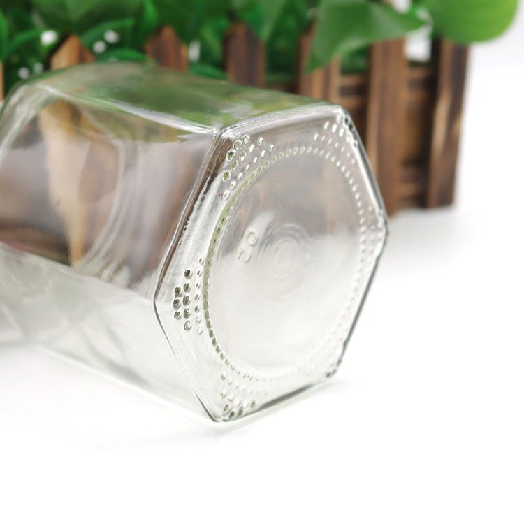 various sizes Transparent Glass Bottles chilli sauce Jars of Honey Food Storage Tank Sealed Storage Tank