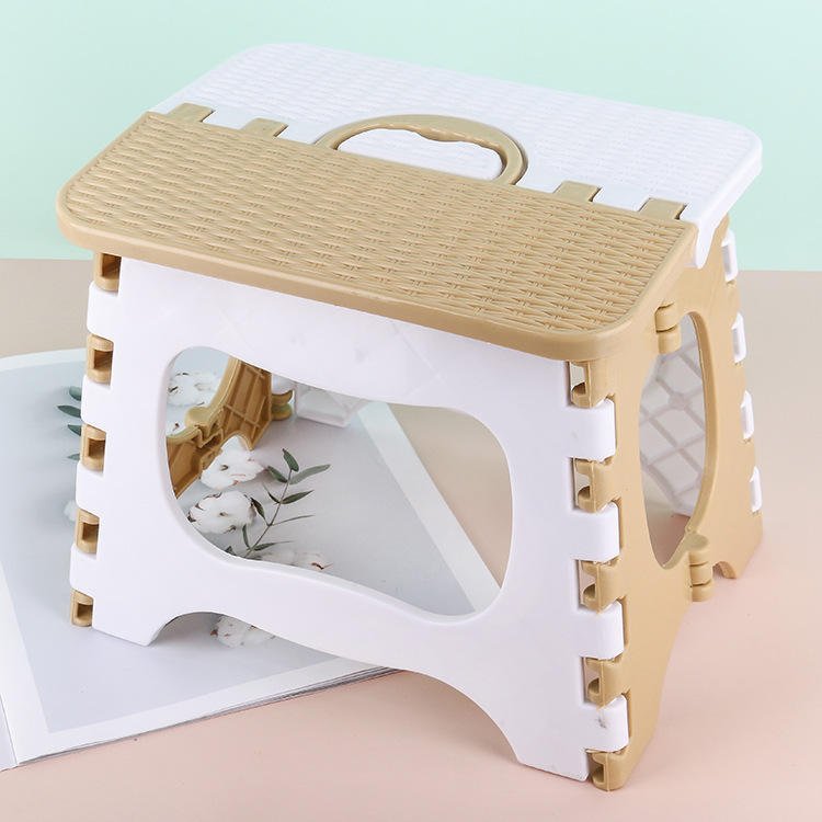 2024 Hot Sale Popular wholesale Foldable Sturdy Plastic Folding Step Stool Portable Folding Stool for Kids