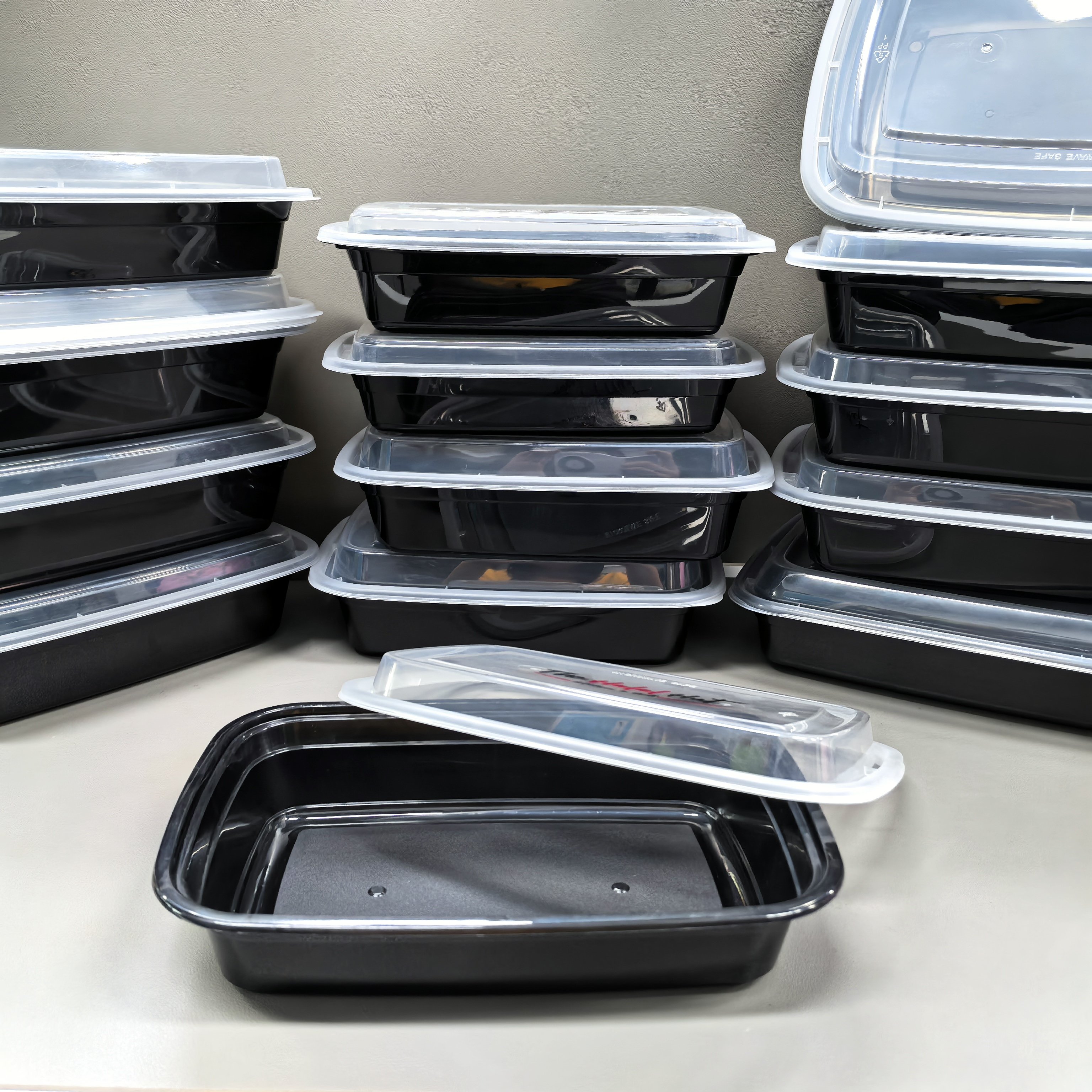 Meal Prep Containers With Lids 32oz Plastic Food Storage Containers 26oz 28oz 32oz 38oz 58oz 78oz Rectangular lunch box