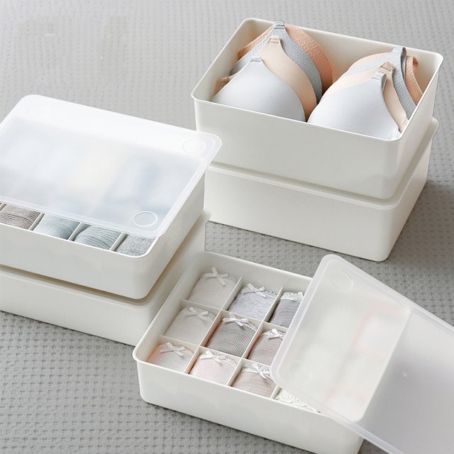 SHIMOYAMA Plastic Creamy White Underwear Storage Box 15 Grids with A Lid