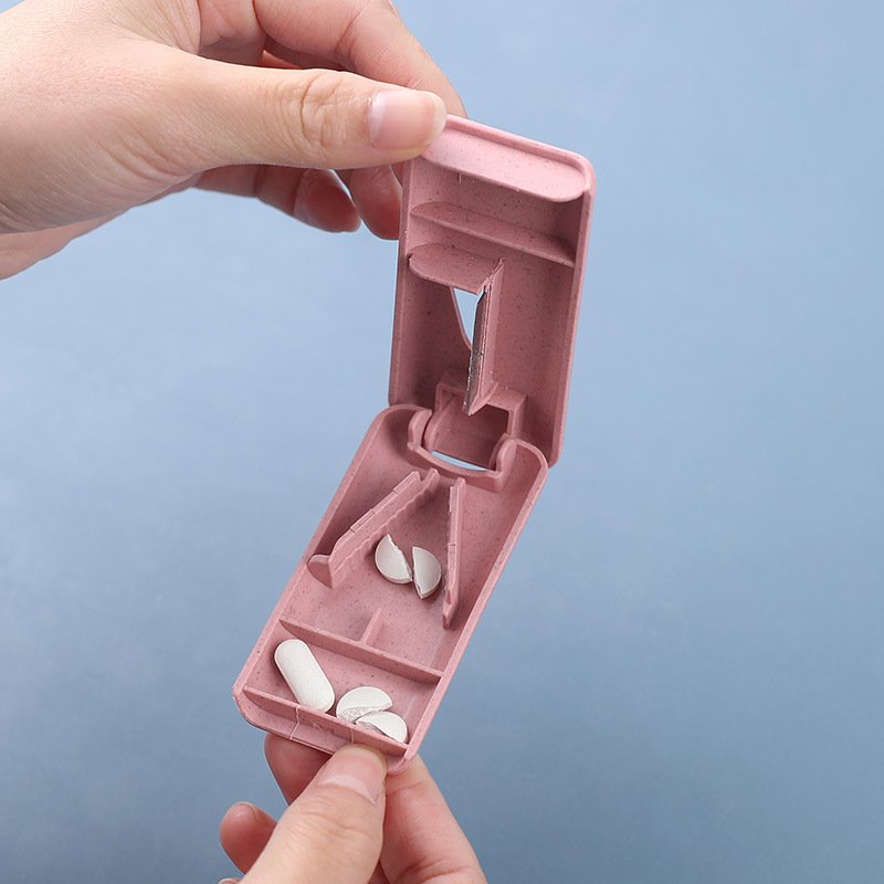 KYPL194 Factory Supply Wheat Pill Case with Cutter Medicine Storage Box