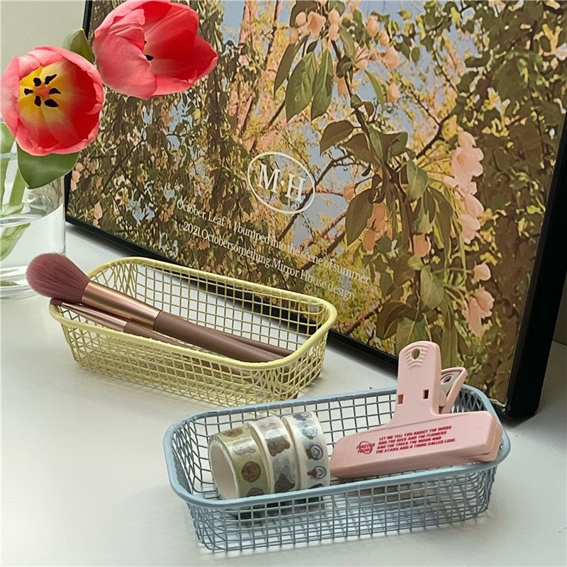 Desk sundry small objects storage basket Students office stationery storage box desktop iron finishing device
