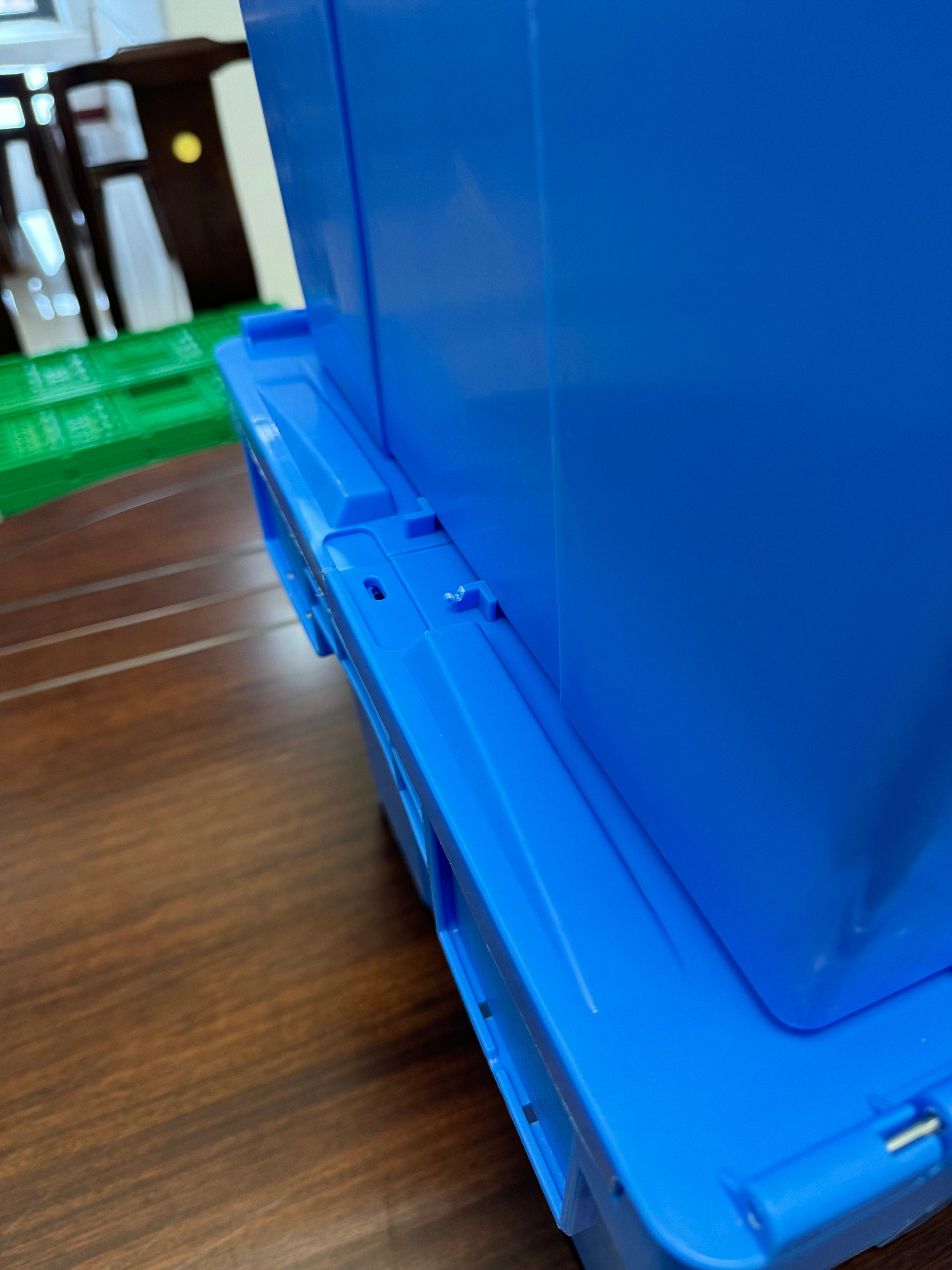 Rectangular Plastic Storage Box Recyclable PP Material Solid Folding Mesh Style With Lid Fruit Crate Stackable storage Crate