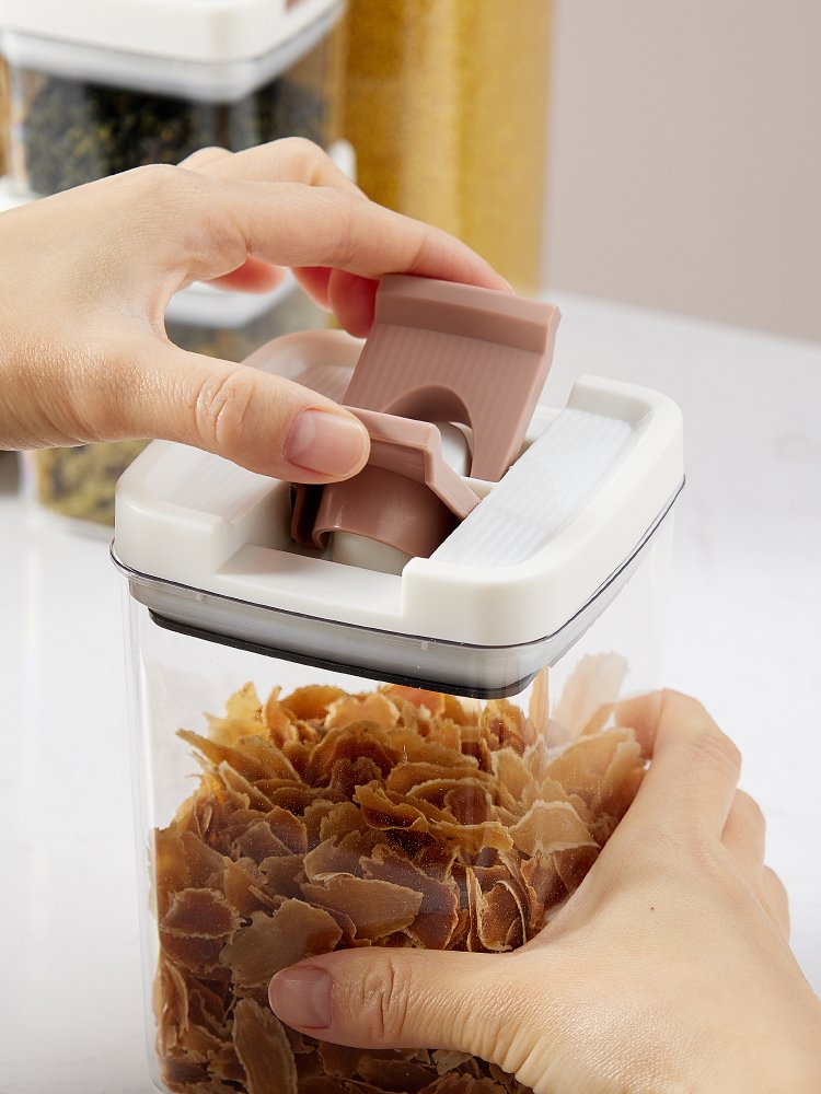 Airtight Plastic Container 2 Lock Airtight Cereal Spaghetti Food Storage Container Set with Lid BPA Free Food container PET