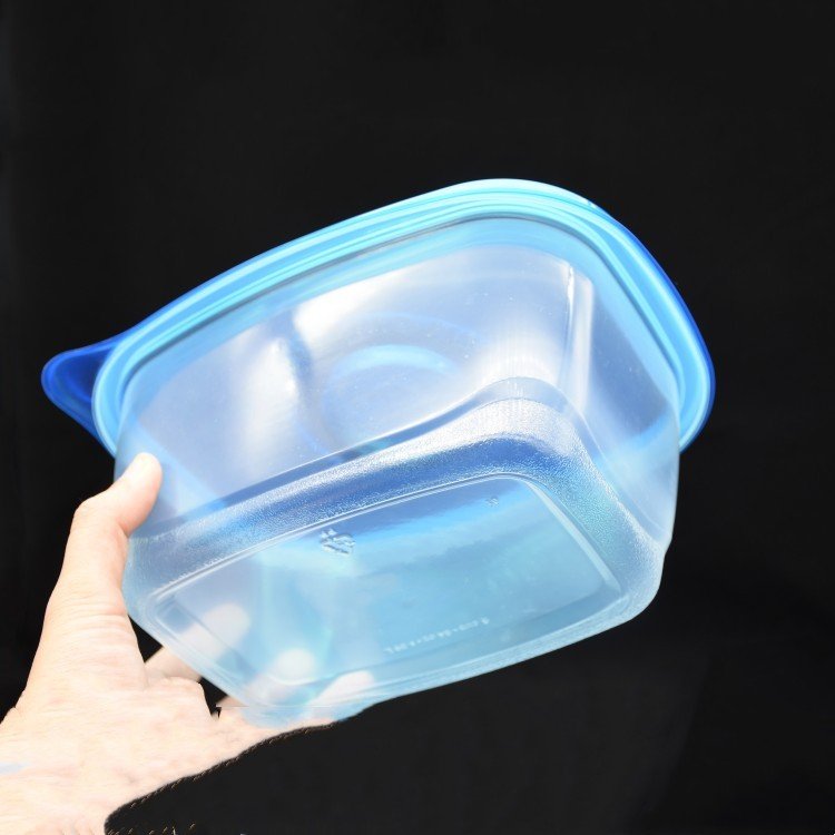 Sulide hot selling Kitchen Fridge 64oz Refrigerator Organizer Bins Fruits Vegetables Plastic Crisper With Lids