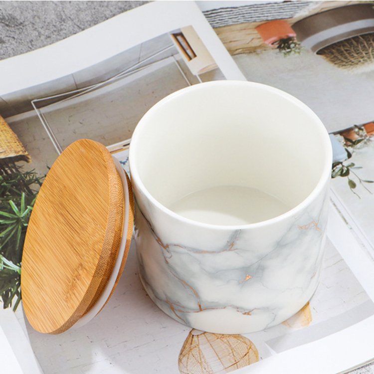 Wholesale Golden Decal Ceramic Food Storage Container Cylinder Storage Jar Porcelain Storage Containers With Wood Lid