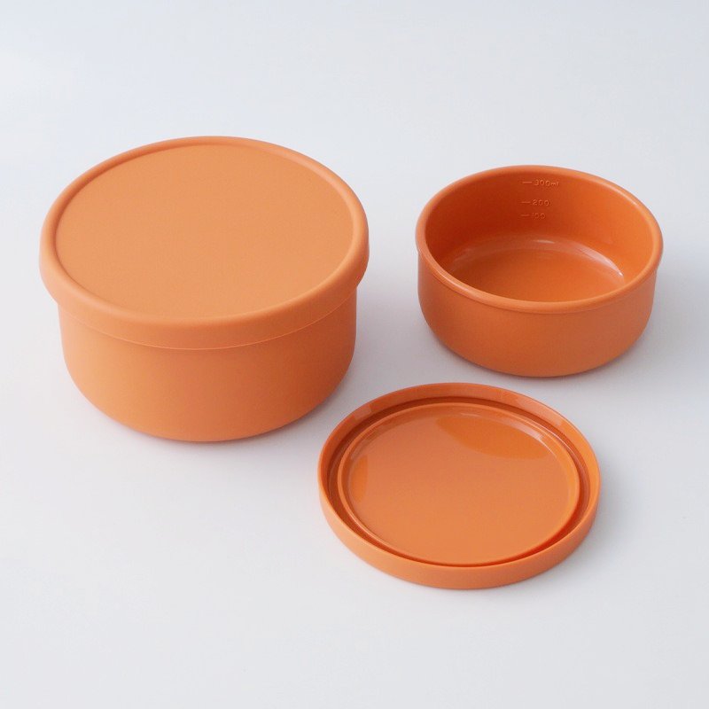 Wholesale 250ml 700ml round travel BPA free airtight pizza doughproof silicone food storage snack containers