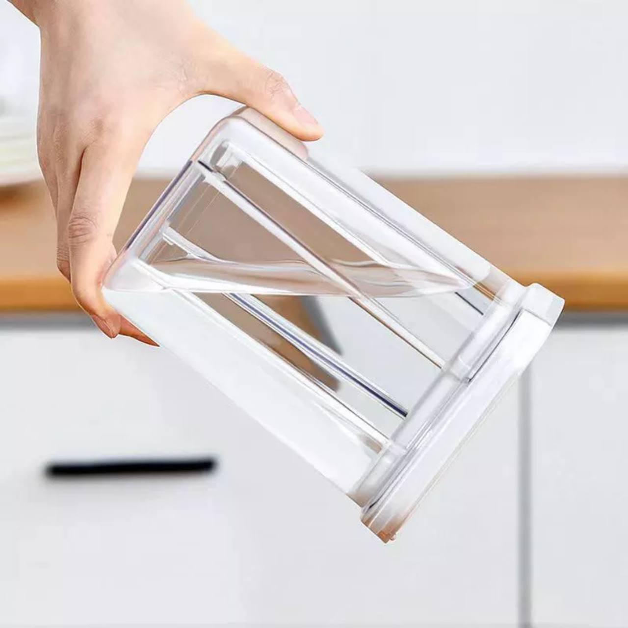 Rotating transparent plastic sealing jar food-grade moisture-proof storage jar fresh box household grains and cereals storage