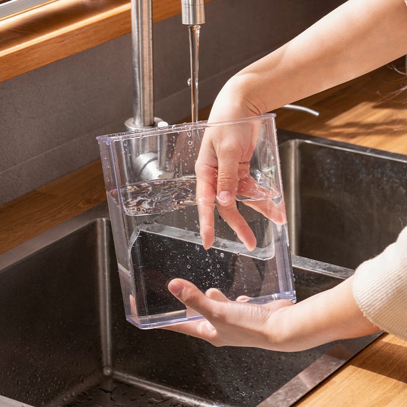 Wholesale hot free Eco safe plastic kitchen fridge organizer food storage boxes food jar airtight food containers