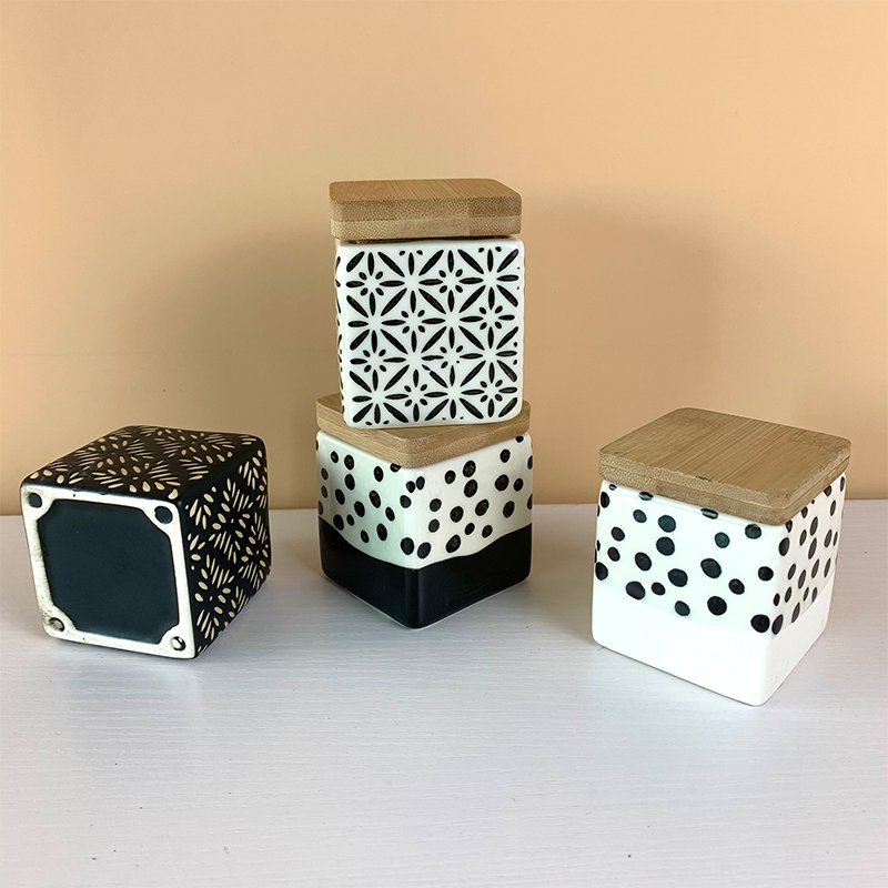 Custom porcelain airtight canister with bamboo lid ceramic storage jar for jewelry