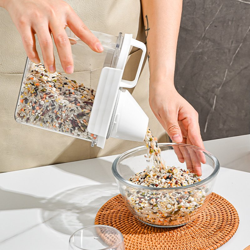 PET food cans, with good sealing, can be long-term preservation and storage of food cans