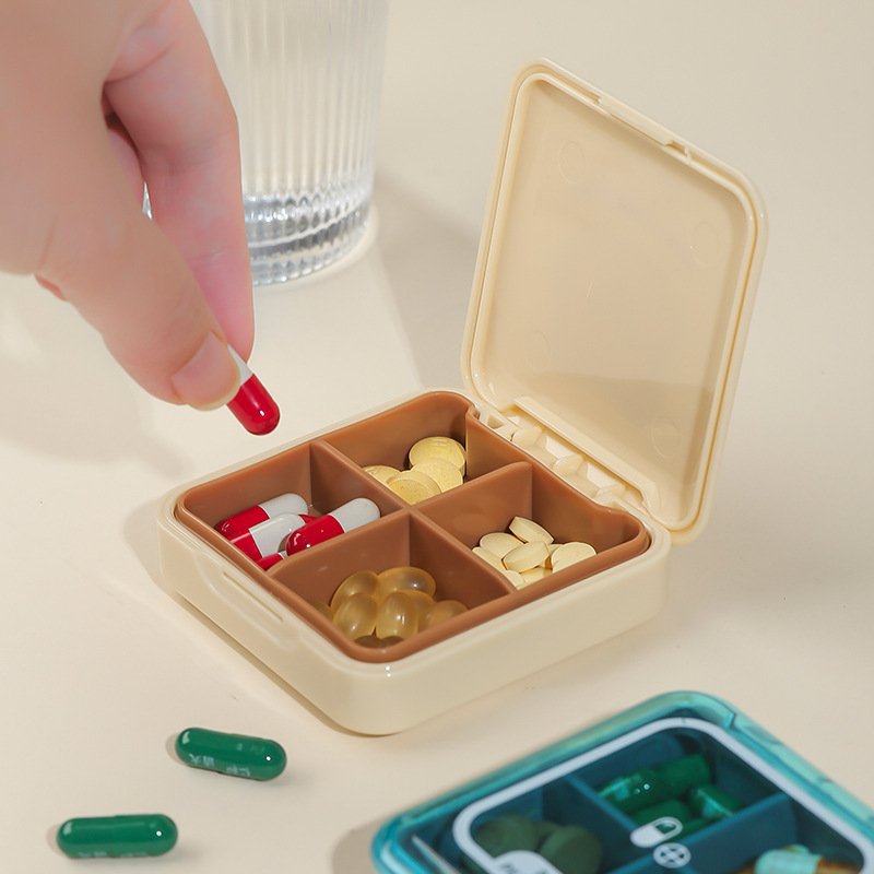 Lockable Storage Hanging Double Layer Medicine Box Eco Friendly Plastic Medicine Box 7-day Pill Storage