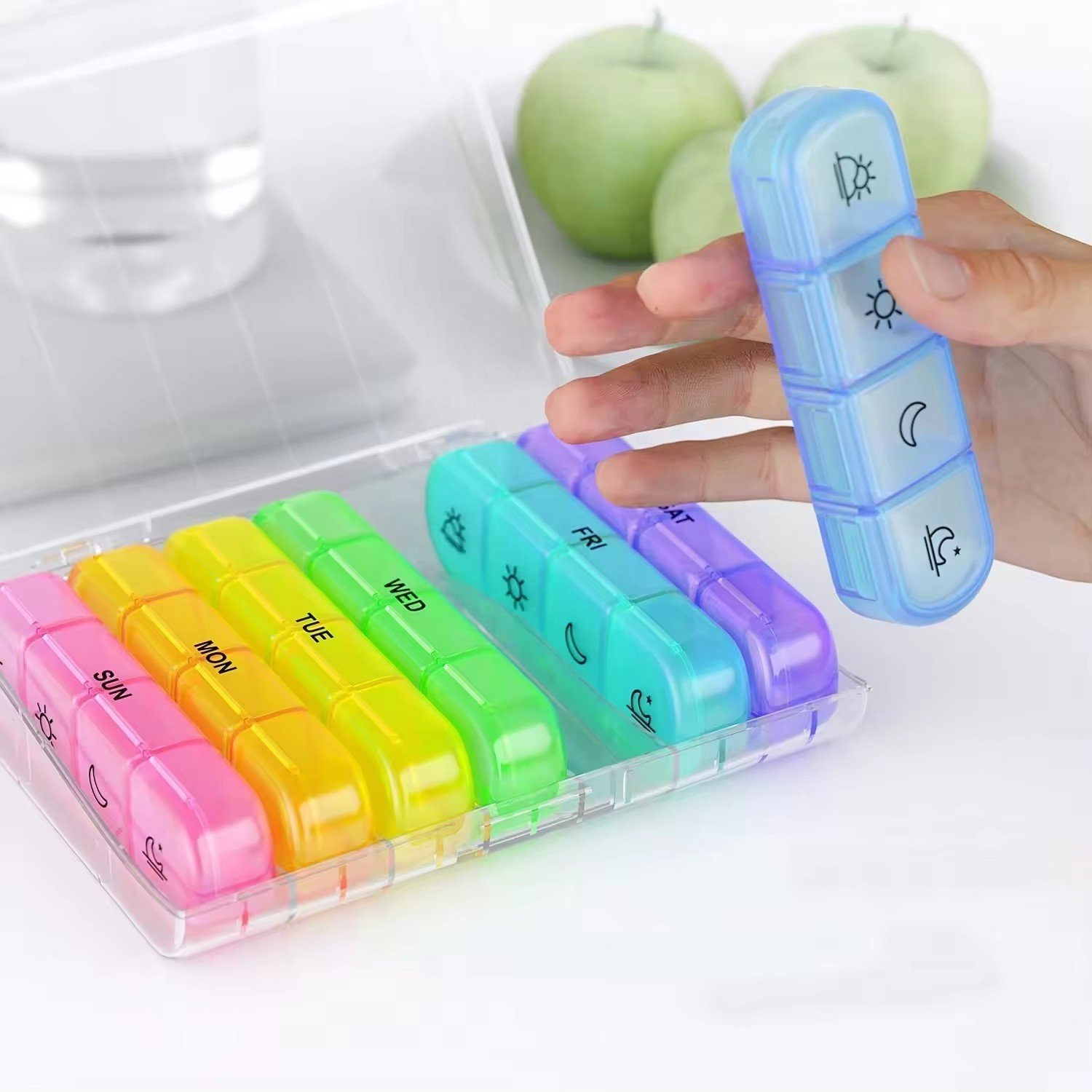 Large 7-Day Portable Pill Organizer 4 Times a Day Plastic Medicine Storage Box Weekly Pill Cases Bin