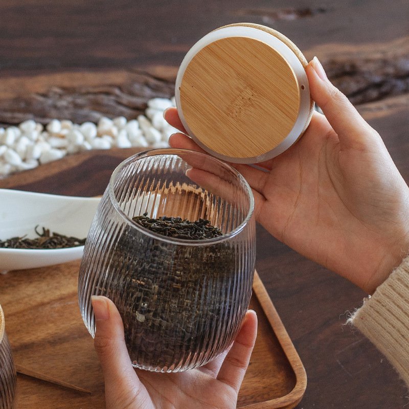 Factory direct glass jar for food storage high borosilicate glass storage jar with wooden lid