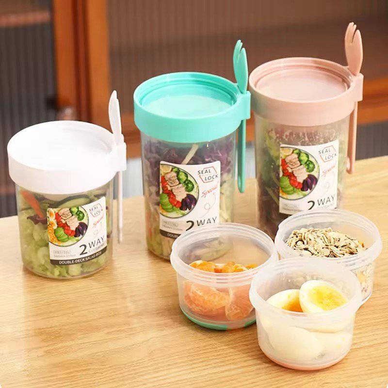 C611 Hot Selling 560Ml/760Ml Portable Breakfast Cereal Cup Reusable plastic Salad Yogurt Cup Double-Layered Food Storage Box