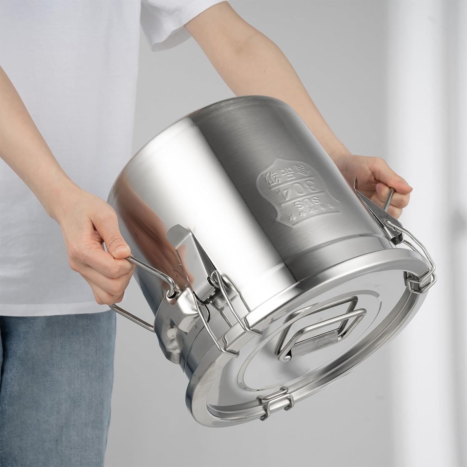 Kitchen 21L Stock Pot Grain Storage Sealed Bucket with Seal Lid Stainless Steel Airtight Canister Container with Carry Handle