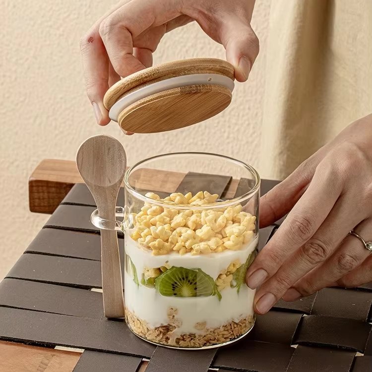 Food Container with Wooden Spoon Kitchen Canisters Bamboo Lids Food Storage Jar Coffee Bean Storage Tank Jar