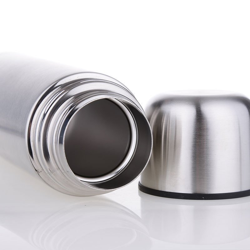 Outdoor Sports Portable Vacuum Insulated Drink Stainless Steel Water Bottle 1L With Leak Proof Lids