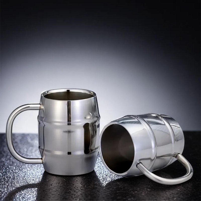 Low price 300/450/500 Double Wall Stainless Steel Beer Mug Coffee Cup Barrel shape metal beer Steins Tankard with handle