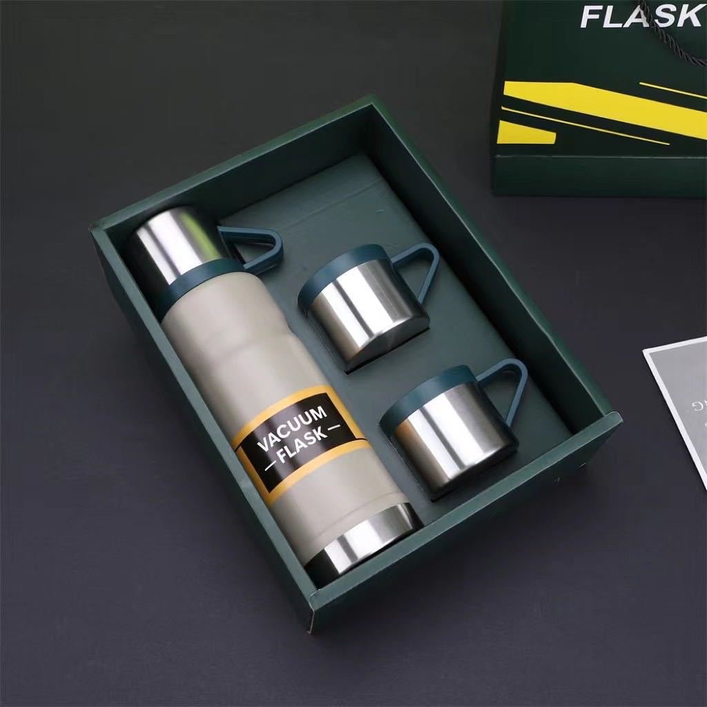 Cross border One Cup Three Lid Gift Box Set 304 Stainless Steel Vacuum Insulated Cup Household Portable Handheld Cup Wholesale